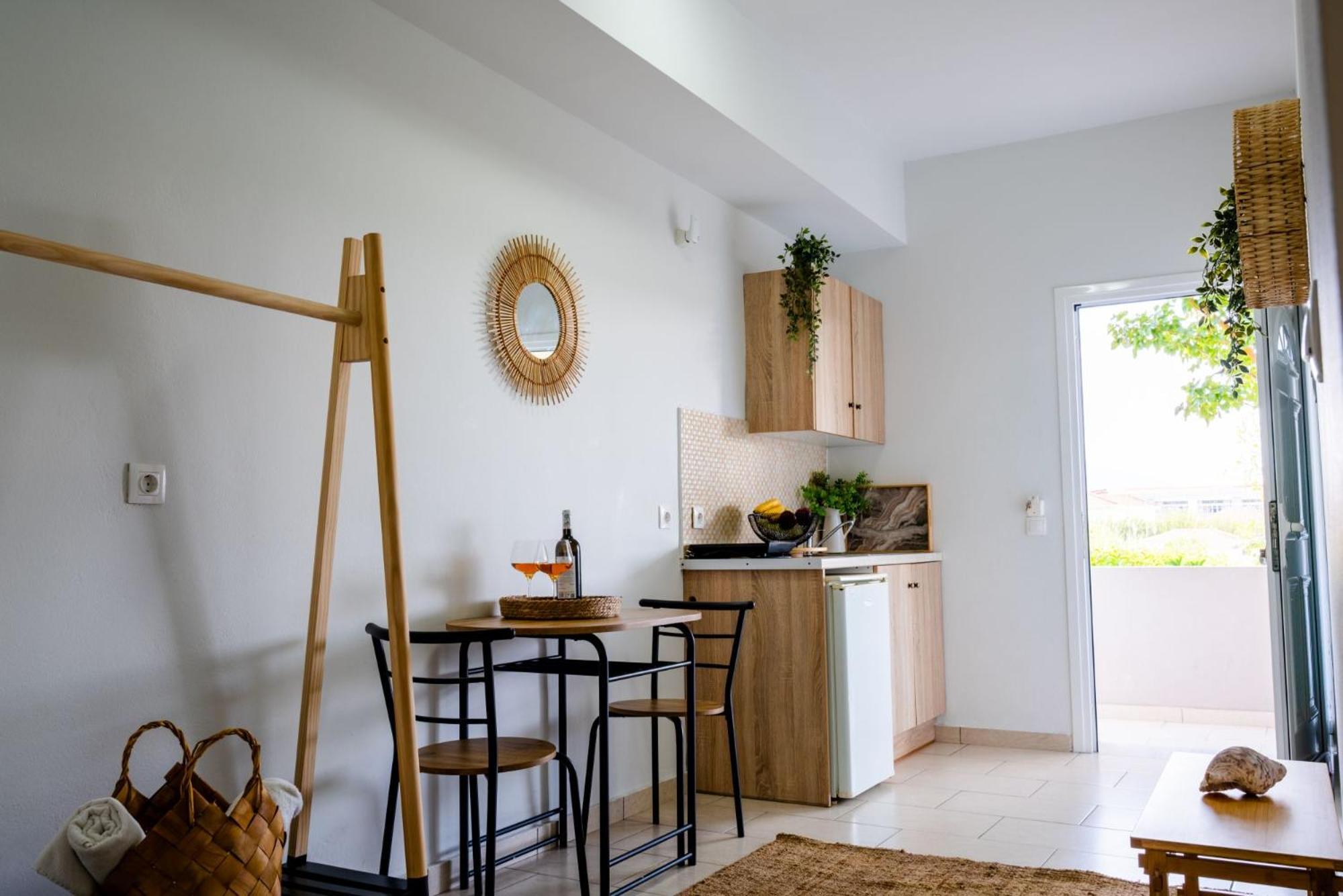 Tesys Studios And Apartments Laganas Quarto foto